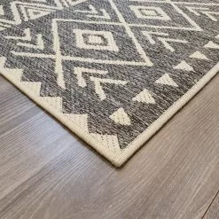 Aalto Kääntömatto - Mari-Kaluste -Huonekalu kauppa Aalto puoli 1 nurkkakuva scaled 1