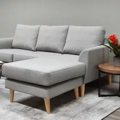 Anna Kulmadivaani - Mari-Kaluste 10 Anna Kulmadivaani - Mari-Kaluste -Huonekalu kauppa Anna harmaa detaljee4