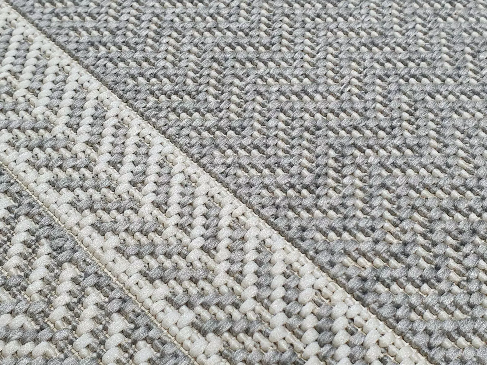 Lotta Matto - Mari-Kaluste 3 Lotta Matto - Mari-Kaluste - Image 3