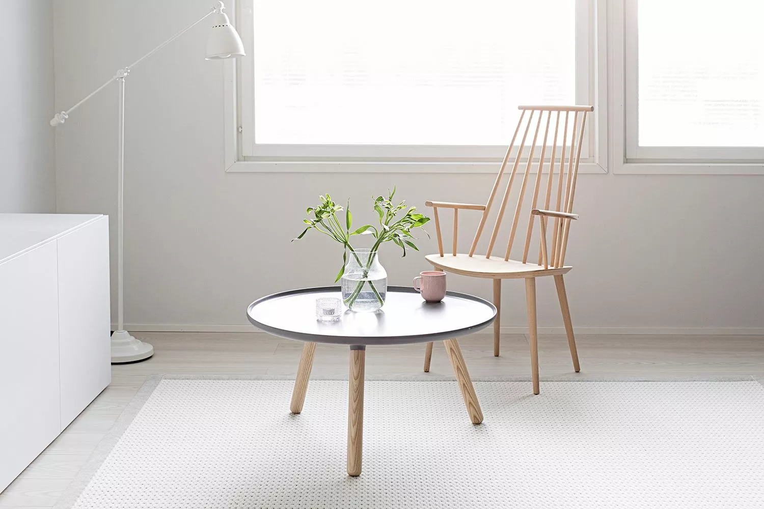 VM-Carpet Valkea Matto Design By Liina Blom - Mari-Kaluste 1 VM-Carpet Valkea Matto Design By Liina Blom - Mari-Kaluste