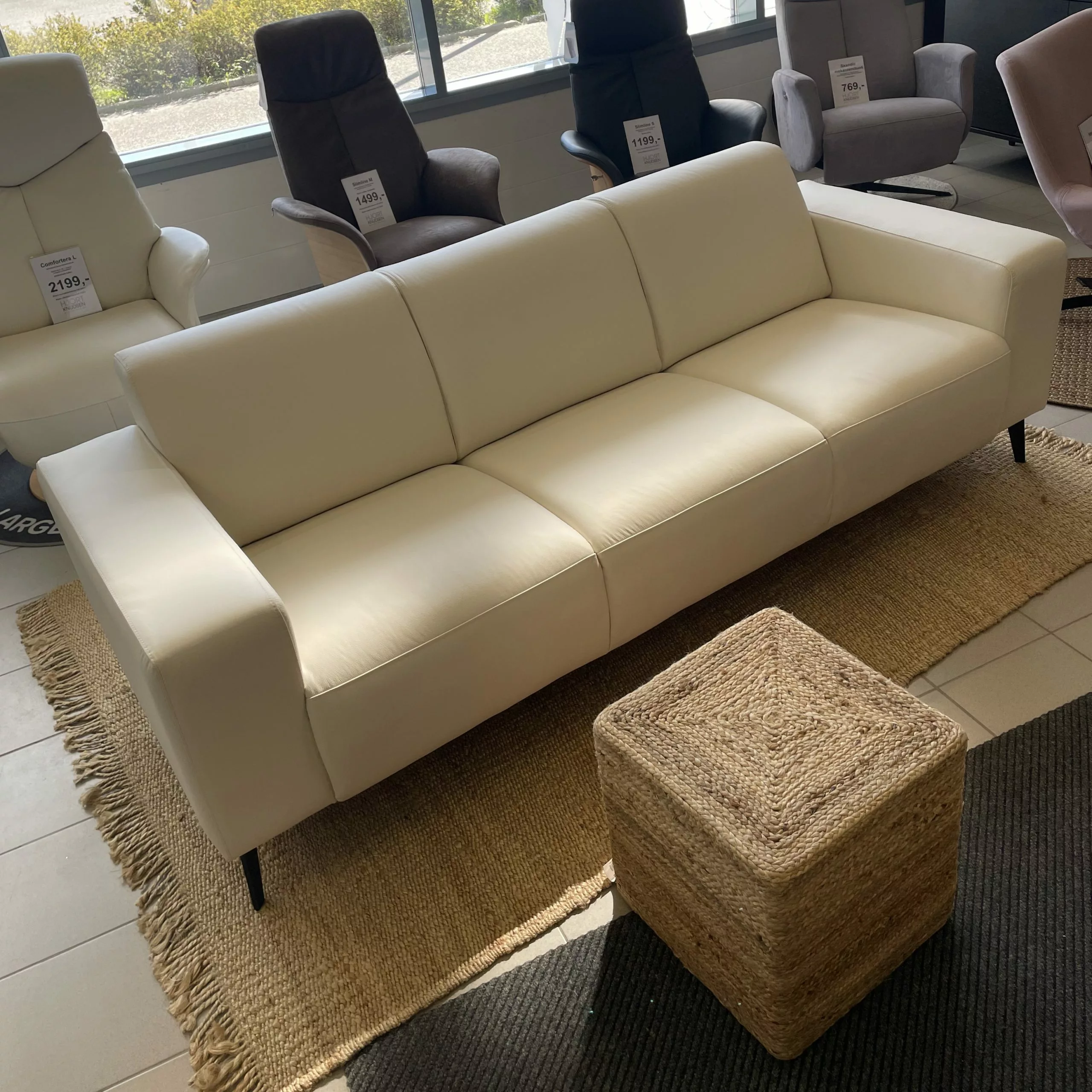 Monaco 3-istuttava Sohva - Mari-Kaluste 5 Monaco 3-istuttava Sohva - Mari-Kaluste - Image 5