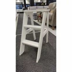 Jelppi Porrasjakkara - Mari-Kaluste