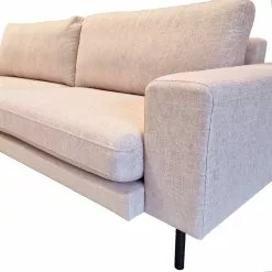 Moona L 3-istuttava Sohva - Manhattan Kankaalla - Mari-Kaluste 11 Moona L 3-istuttava Sohva - Manhattan Kankaalla - Mari-Kaluste -Huonekalu kauppa moonaLmanhattanpink2